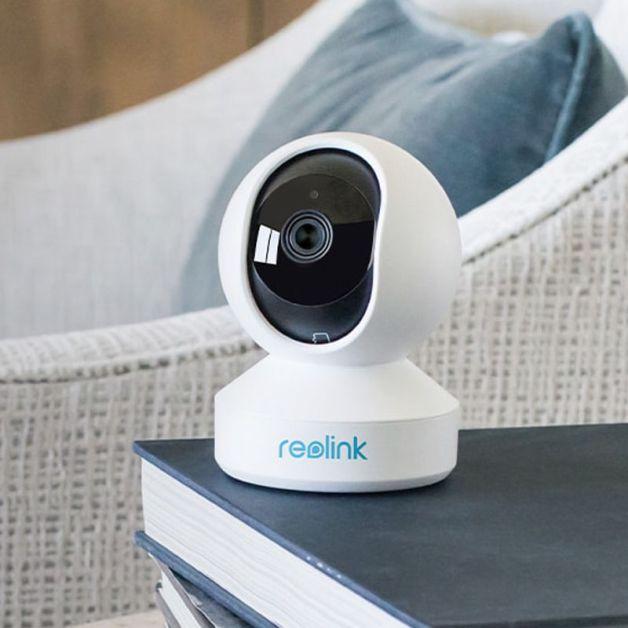 Reolink E1 Pro indendørs 4 MP Wi-Fi-kamera med pan og tilt